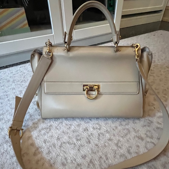 Salvatore Ferragamo leather shoulder bag with top handle - Picture 1 of 13